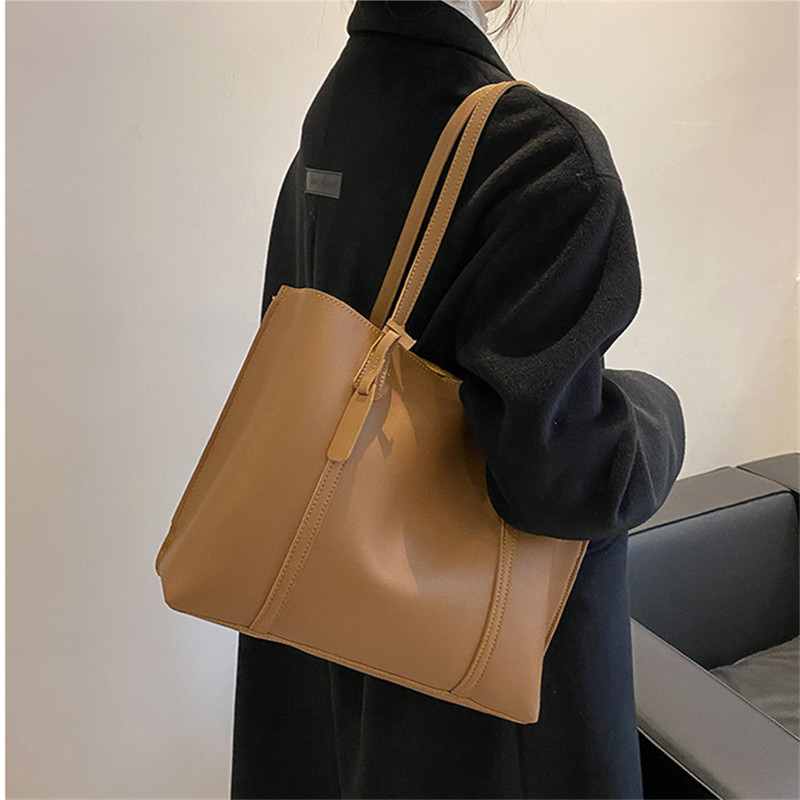 กระเป๋าโท้ทหนังเทียมสีดำคลาสสิ - Leather Work Handbag บทวิจารณ์และราคา