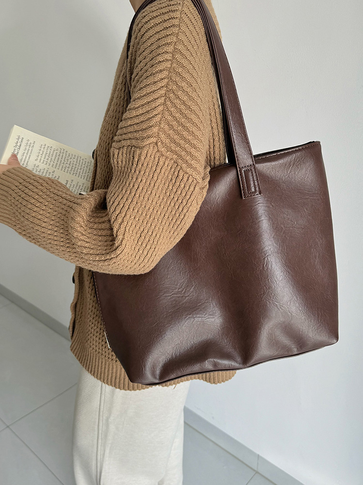 กระเป๋าสะพายไหล่ลำลองสำหรับผู้ - Leatherwork Classes บทวิจารณ์และราคา